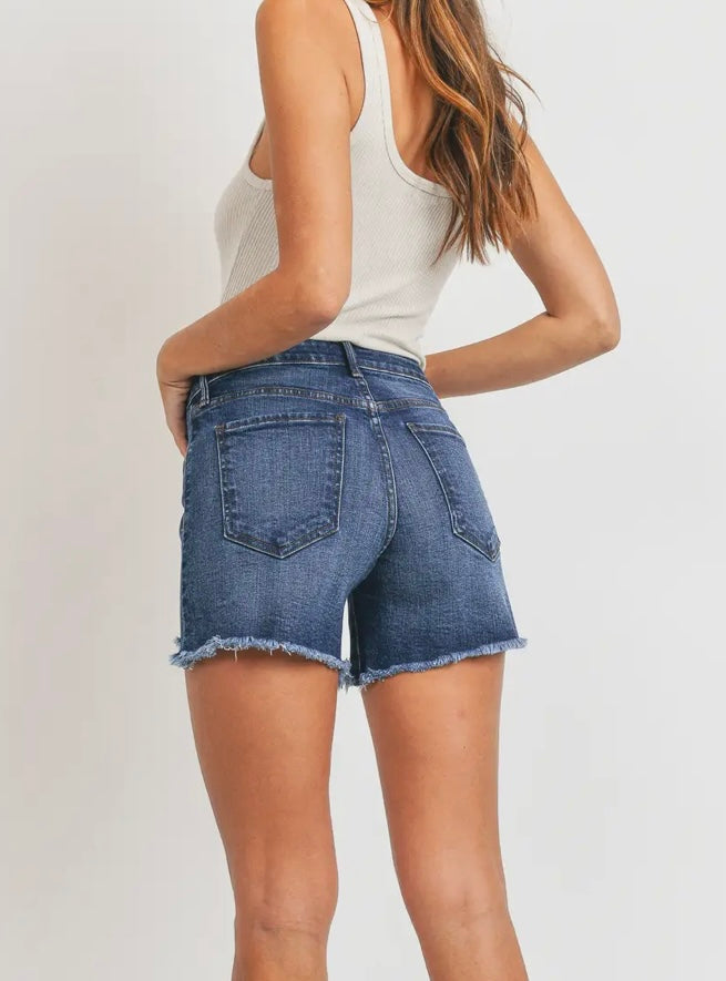 1394 Hi-Lo Hem Shorts