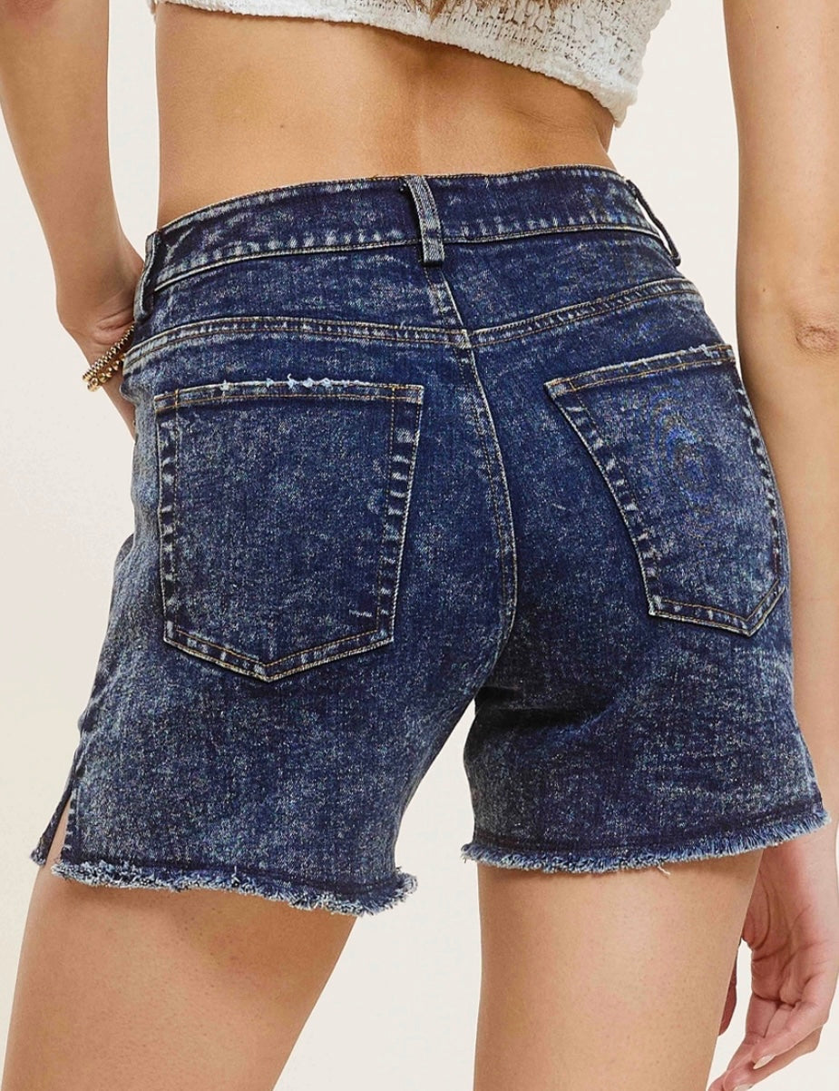 1442 Basic Wash Denim Shorts