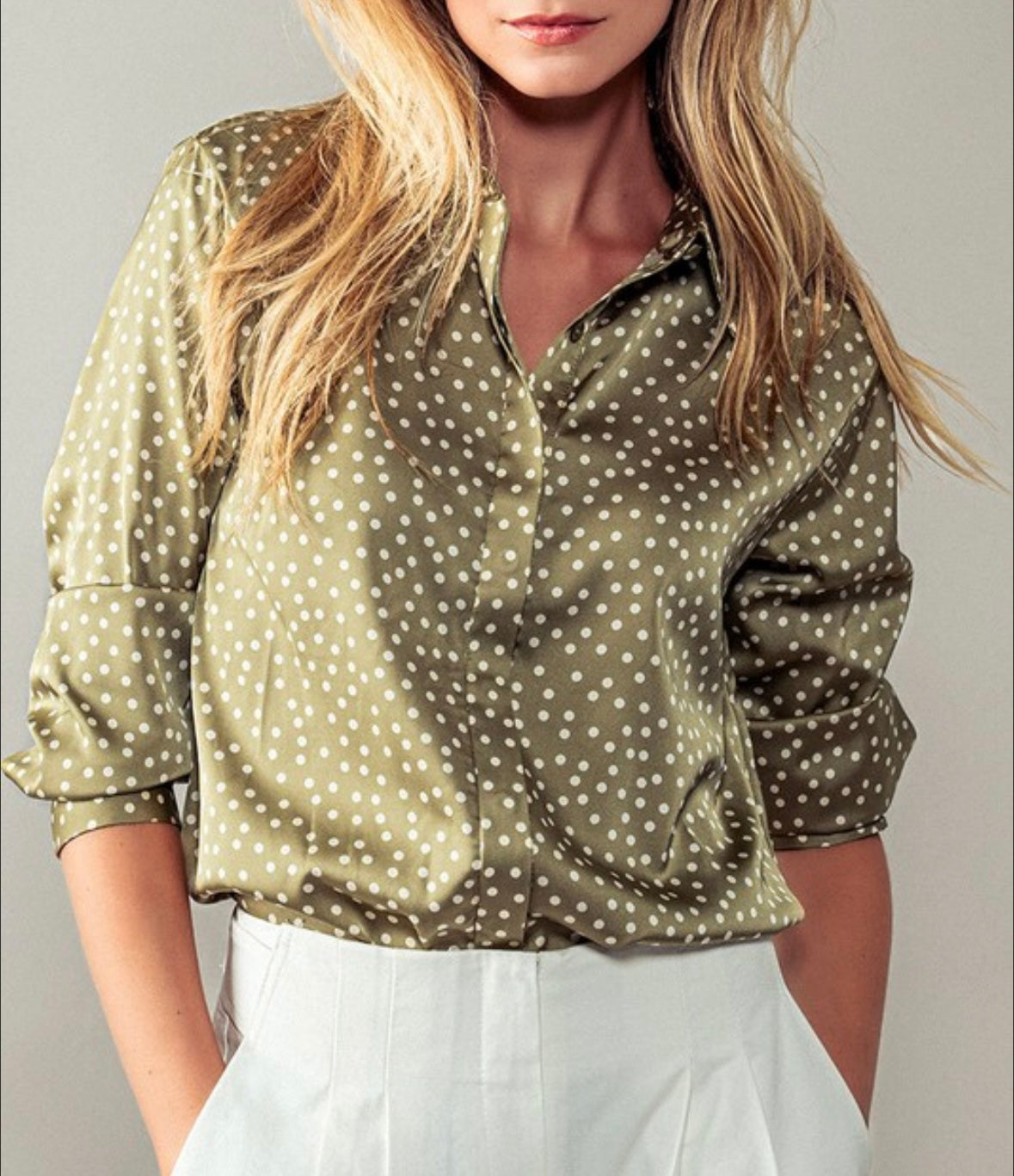 1542 Casual Vogue Dot Blouse